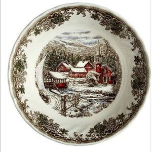 Queen's Country Village Christmas Winter Bowls 6”